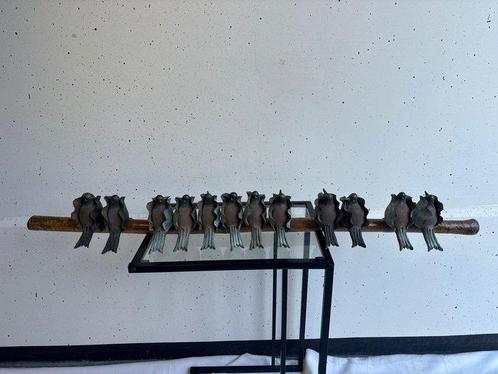 Beeld, Twaalf Vogels op een Lijn – Een Ode aan Art Deco -, Antiek en Kunst, Curiosa en Brocante