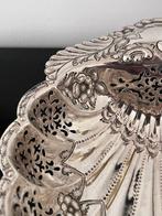 Schaal - .935 zilver - Strawberries Shell Dish, Antiek en Kunst