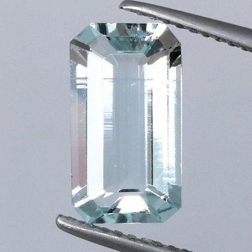 Aquamarijn  - 2.80 ct - Gecertificeerd gemmologisch rapport, Sieraden, Tassen en Uiterlijk, Edelstenen