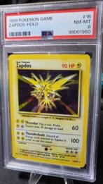 Zapdos - PSA 8 Graded card - Base Set - 1999 - Zapdos - PSA, Hobby en Vrije tijd, Verzamelkaartspellen | Pokémon, Nieuw