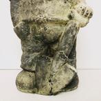 Beeld, Knaap met spade - 39 cm - Aardewerk
