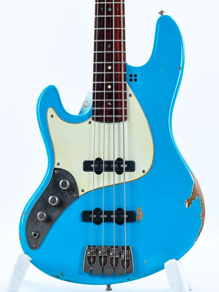 Sandberg TT Passive Marley Blue Hardcore Aged Lefty (J-Bass), Muziek en Instrumenten, Snaarinstrumenten | Gitaren | Bas, Elektrisch
