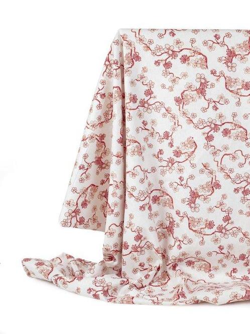 Sogno di Primavera - 6,30 x 1,40 m. Exclusieve stof 100%, Antiek en Kunst, Antiek | Kleden en Textiel