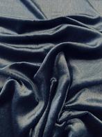 Hoogwaardig! Iriserend blauw fluweel, made in Italy. -