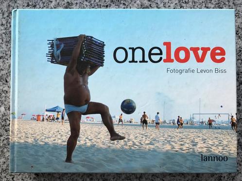 One Love (voetbal), Boeken, Kunst en Cultuur | Fotografie en Design, Fotografen, Gelezen, Verzenden