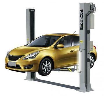 2 koloms hefbrug  4000kg hydraulisch Volautomaat electrisch beschikbaar voor biedingen