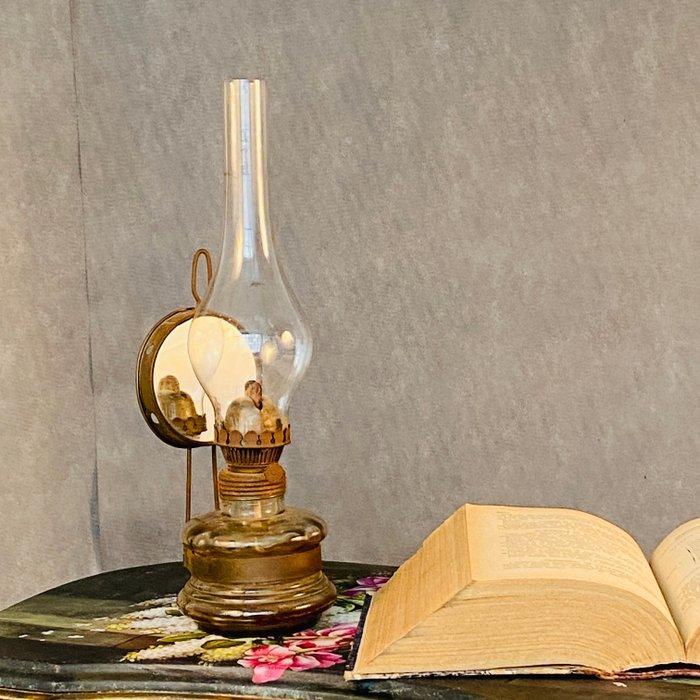 Olielamp - Messing, Glas, Spotlamp uit de eerste jaren 1900, Antiek en Kunst, Curiosa en Brocante