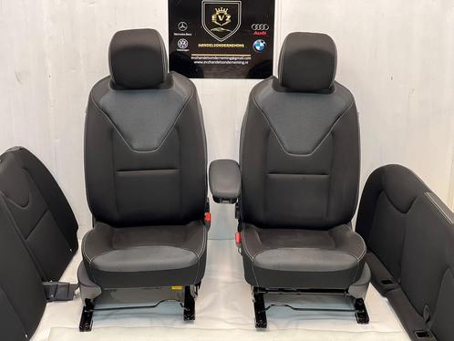 Renault Clio Estate bekledingset stoelen compleet bj.2015, Auto-onderdelen, Interieur en Bekleding, Gebruikt, Renault