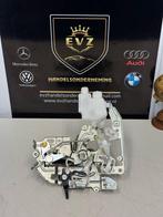 Renault Master slotvanger achterklep bj.2014 art.8200766631L, Auto-onderdelen, Carrosserie en Plaatwerk, Gebruikt, Achter, Renault