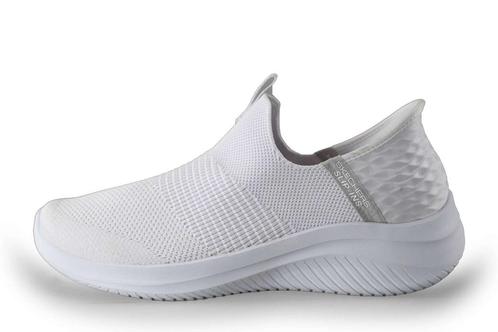 Skechers Instappers in maat 39 Wit | 10% extra korting, Kleding | Dames, Schoenen, Wit, Zo goed als nieuw, Instappers, Verzenden