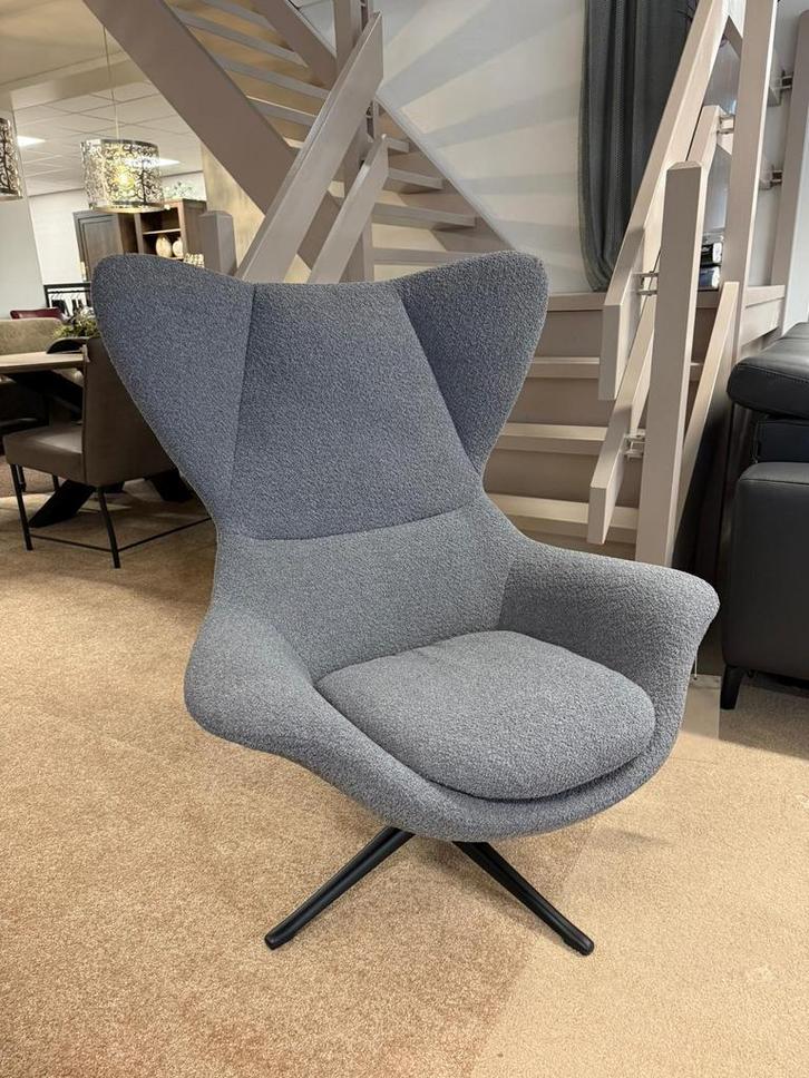 MOOIE ROYALE FAUTEUIL IN STOF GRIJS, Huis en Inrichting, Fauteuils, 75 tot 100 cm, Nieuw, 75 tot 100 cm, Stof