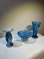 Vaas - Vintage Set van 3 Blauwe Glasvazen met Gewerveld, Antiek en Kunst