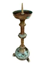 Kandelaar - Messing - Grote neogotische kerk-kandelaar - 67