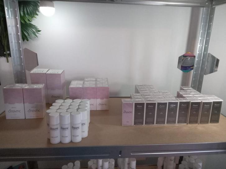 Otentic parfums, Sieraden, Tassen en Uiterlijk, Uiterlijk | Parfum, Nieuw, Ophalen of Verzenden