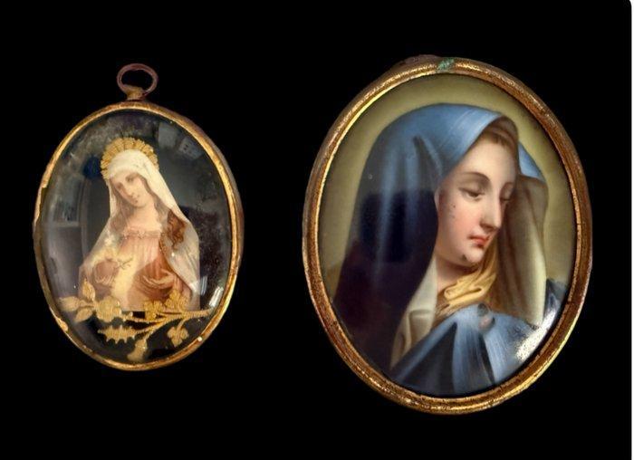 Set van twee miniatuur lijsten die de Maagd uitbeelden. (2), Antiek en Kunst, Antiek | Boeken en Bijbels