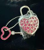 Swarovski - Miniatuur figuur - Swarovski heart padlock key