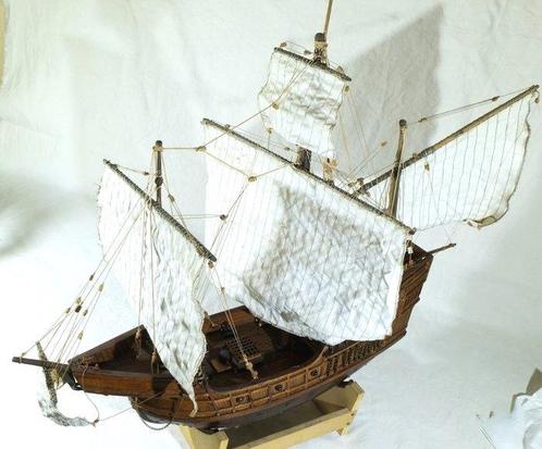 Scheepsbouwers scheepsmodel - Caravella Santa Maria, Antiek en Kunst, Curiosa en Brocante