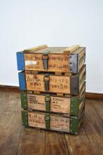 Doos (4) - Hout, Staal, Opbergdozen