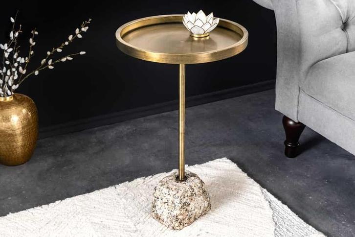 Handgemaakte Bijzettafel TRAYFUL 60cm Antiek Messing, Huis en Inrichting, Tafels | Sidetables, Ophalen of Verzenden