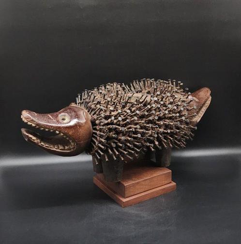 Kongo-vili - in de vorm van een hond met een Janus-kop - DR, Antiek en Kunst, Kunst | Niet-Westerse kunst