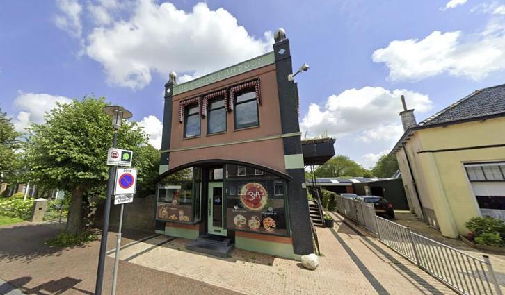 Appartement te huur in Buitenpost - 130 m² - 4 kamer(s) - 4, Huizen en Kamers, Huizen te huur, Friesland, Appartement