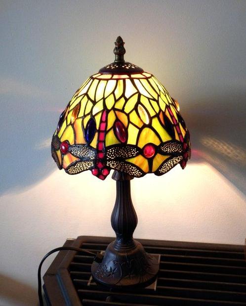 Fraaie Tiffany style tafellamp Groen- Geel in Art Nouveau, Antiek en Kunst, Kunst | Designobjecten