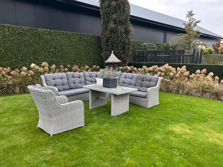 Prachtige grote diningset met hoge tafel en stoel, Tuin en Terras, Tuinsets en Loungesets, Bank, Eettafel, Stoel, Meer dan 8 zitplaatsen