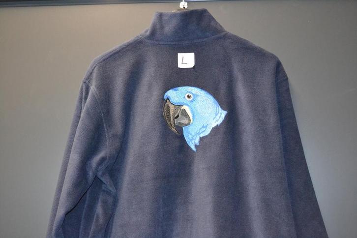 Fleecevest met hyacintara, Dieren en Toebehoren, Vogels | Hokken en Kooien, Nieuw, Ophalen of Verzenden