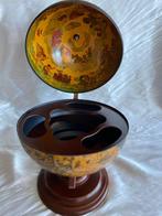 Globe - 1970-1980 - Vintage Globo botellero op grote houten