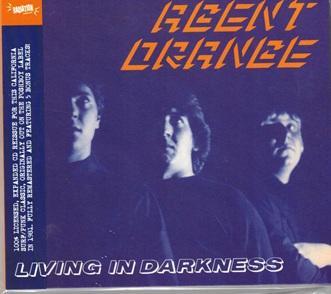 cd - Agent Orange - Living In Darkness, Cd's en Dvd's, Cd's | Rock, Nieuw in verpakking, Verzenden