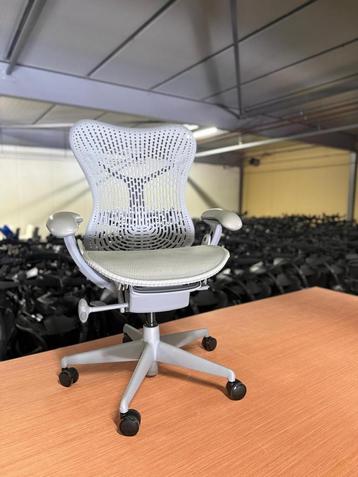 Aanbieding 350 x Herman Miller Mirra Full Option - Opgeknapt beschikbaar voor biedingen