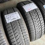 4 x Pirelli Sottozero 3 215-55-18 Winterbanden 6mm, Auto-onderdelen, Banden en Velgen, 18 inch, Band(en), Personenwagen, Gebruikt