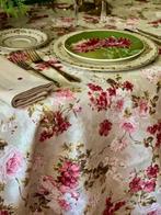 Kleed met romantische bloemenprint in Victoriaanse stijl, Antiek en Kunst