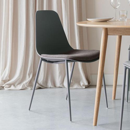 *WOONWINKEL* Kunststof Stoel Met Zitkussen Stapelbaar Grijs, Huis en Inrichting, Stoelen, Grijs, Nieuw, Kunststof, Verzenden