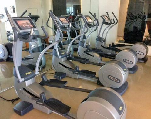 FAILISEMENT Technogym excite Synchro 700 Lcd 7873,- NU 1350,, Sport en Fitness, Fitnessmaterialen, Zo goed als nieuw, Armen, Benen