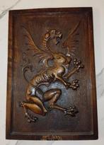 Decoratief ornament - Frankrijk - Bugna noce intaglio drago