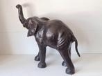 Liberty of Londen - Beeld, Lederen olifant - 44 cm - Leder