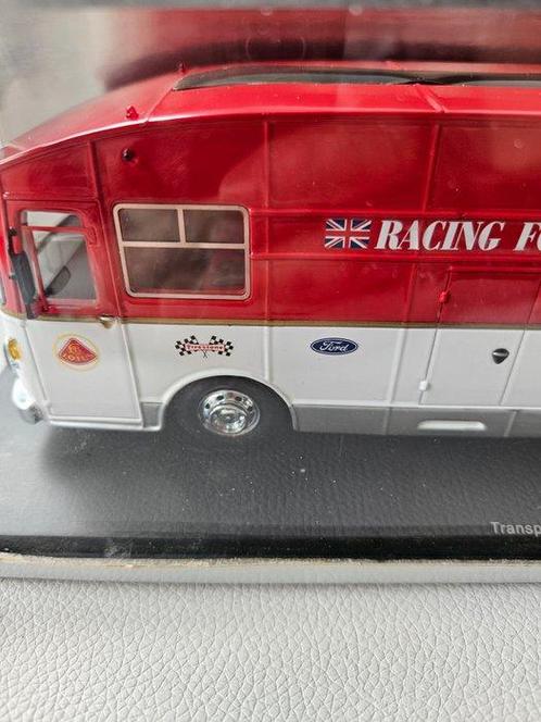 Spark 1:43 - Model vrachtwagen - Transporter Team GLTL Lotus, Hobby en Vrije tijd, Modelauto's | 1:5 tot 1:12