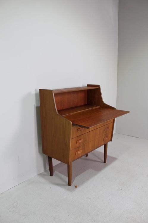 Vintage secretaire, bureau, wandkast Deens Design, Huis en Inrichting, Kasten | Overige, Zo goed als nieuw