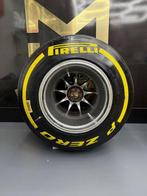 Wiel compleet met band - Red Bull - 2021 tyre complete on, Verzamelen, Nieuw