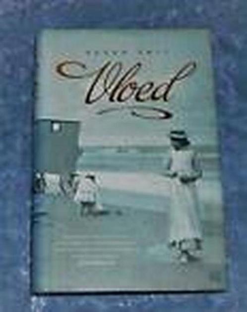 Vloed (special) 9789048814268 Susan Smit, Boeken, Romans, Gelezen, Verzenden