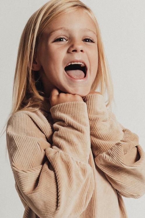 Whitney trui peanut  Baje Studio Maat 98, Kinderen en Baby's, Kinderkleding | Maat 104, Meisje, Nieuw, Trui of Vest, Ophalen of Verzenden