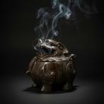 Foo dog wierookbrander - Brons - China - Eind 20e eeuw