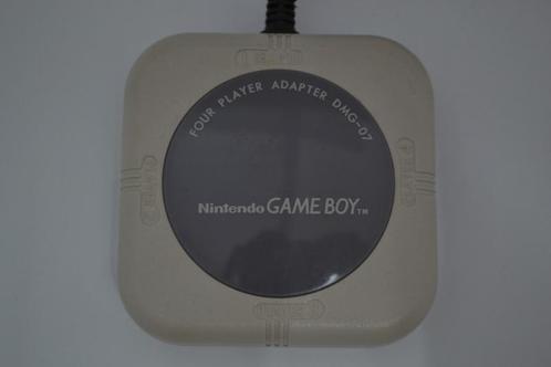Gameboy Four Player Adapter DMG-07, Spelcomputers en Games, Spelcomputers | Nintendo Portables | Accessoires, Zo goed als nieuw