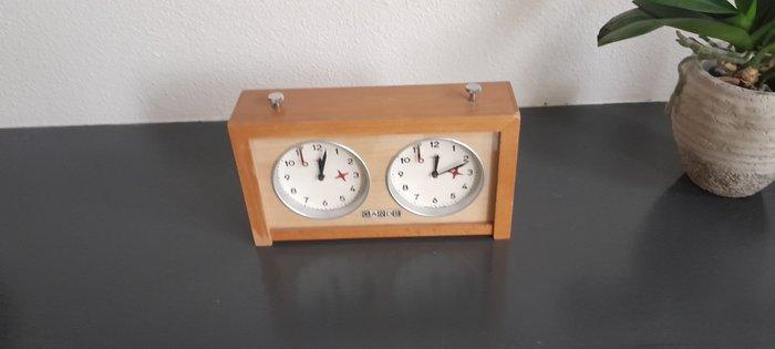 Ruhla - Schaakspel - Garde - beukenhout, Antiek en Kunst, Curiosa en Brocante