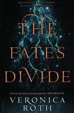 The fates divide / Carve the mark / 2 9789000354245, Verzenden, Gelezen, Veronica Roth