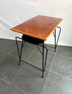 Willy Van der Meeren - Bureau - Hout, Metaal, Antiek en Kunst