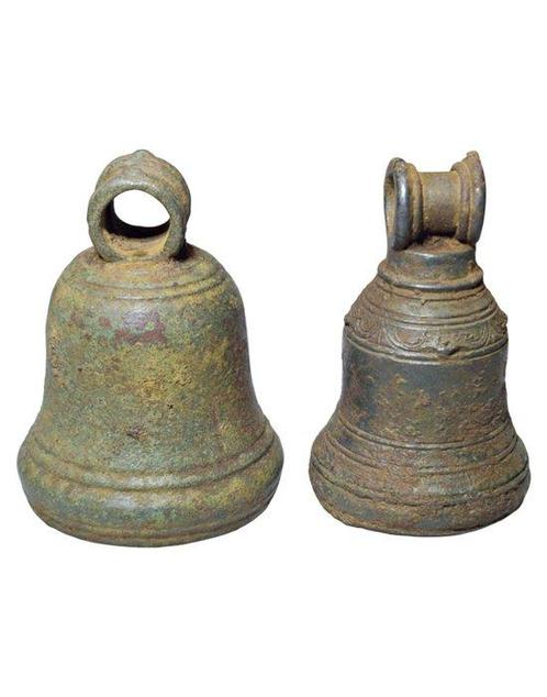 2 bronzen bellen - Oost-Java - Indonesië (Zonder, Antiek en Kunst, Kunst | Niet-Westerse kunst