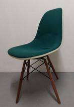 Vitra - Charles & Ray Eames - Eetkamerstoel - DSW - Plastic,