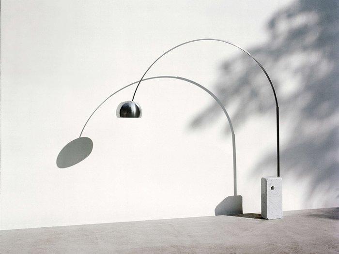 Flos - Achille Castiglioni, Pier Giacomo Castiglioni - ARCO, Antiek en Kunst, Antiek | Lampen